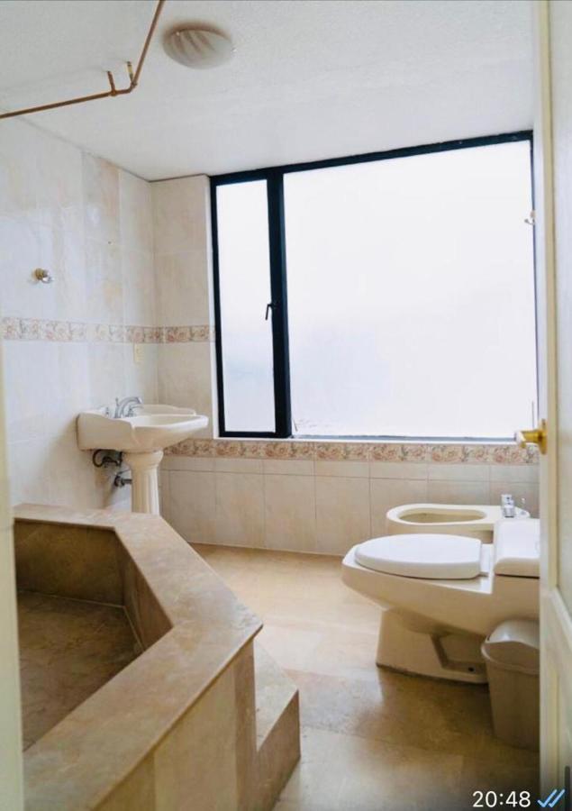 Apartamento Penthouse excelente ubicación x 7personas Quito Exterior foto